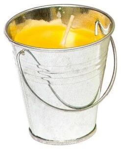No-Label Citronella Candle En A Bucket