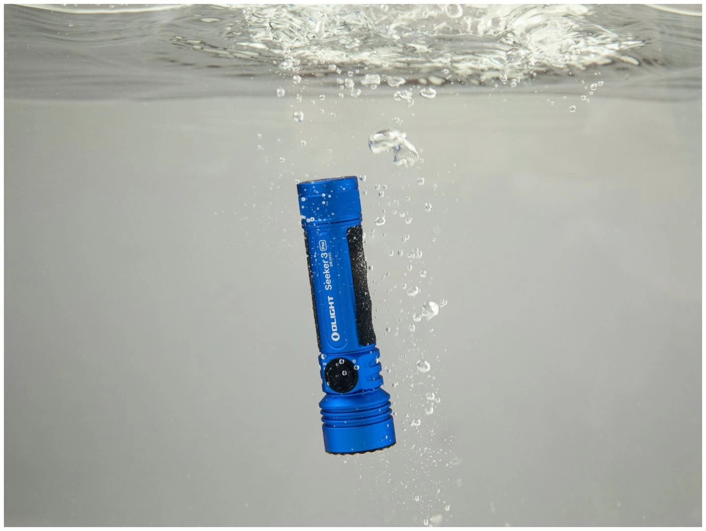 Olight Seeker 3 Pro Blue Limited Edition Blue 10 Olight Seeker 3 Pro Blue Limited Edition Blue – Image 10