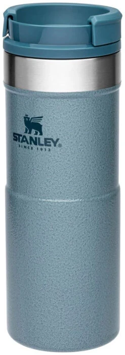 Stanley The NeverLeak Travel Mug 0,35 L -Camping En Plein Air stanley the neverleak travel mug 0 35 l hammertone ice 0 35l hammertone ice 0