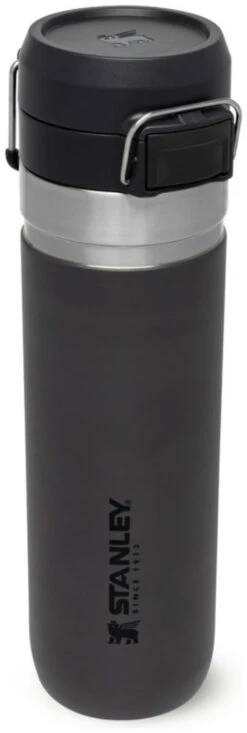 Stanley The Quick Flip Water Bottle 0,7 L 21 Stanley The Quick Flip Water Bottle 0,7 L -Camping En Plein Air stanley the quick flip water bottle 0 7l charcoal 700 ml charcoal 0