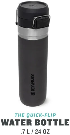 Stanley The Quick Flip Water Bottle 0,7 L 22 Stanley The Quick Flip Water Bottle 0,7 L -Camping En Plein Air stanley the quick flip water bottle 0 7l charcoal 700 ml charcoal 1